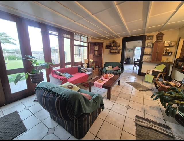 5 BEDROOM HOUSE FOR SALE IN FLORA GARDENS
